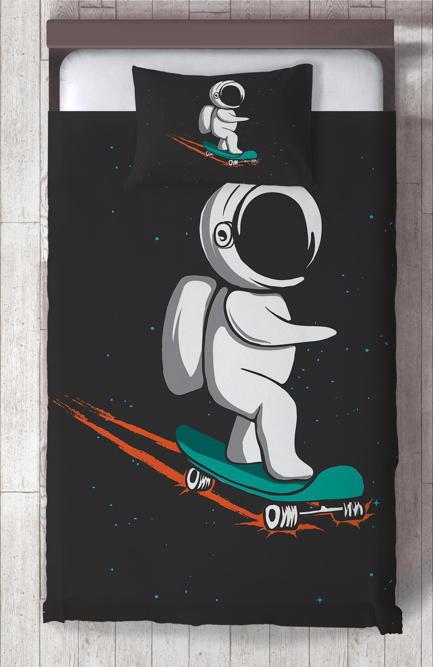 MEKTA%20HOME%20BEBEK%20VE%20ÇOCUK%20ODASI%20Kaykaylı%20Astronot%20Desenli%20Yatak%20Örtüsü